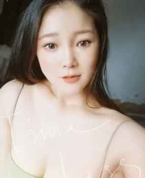 漂亮少妇身材好