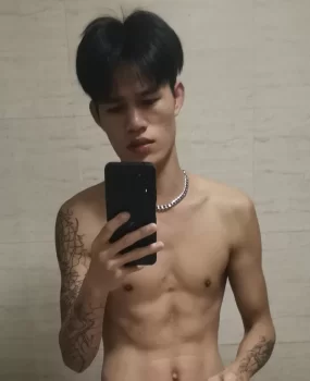 本人170，18，男，经常运动