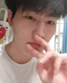 大学毕业在家，身高186，体重160，在郑州找个姐姐一起玩