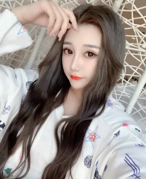 小妹妹兼职，服务热情认真，听话，满足我想要的，值得